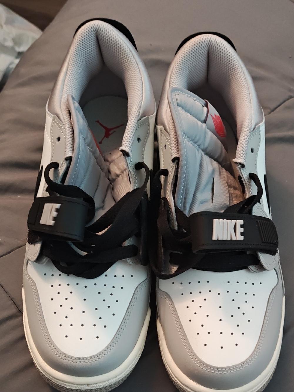 Nike Kids White and Gray Low-Top Sneakers with Black Strap
